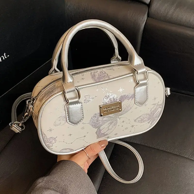 Сумка с вышивкой бабочки в стиле ретро, женская серебряная сумка на плечо, большая вместительная сумка, женская элегантная модная сумка через плечо премиум-класса
Сумка с вышивкой бабочки в стиле ретро, женская серебряная сумка на плечо, большая вместительная сумка, женская элегантная модная сумка через плечо премиум-класса