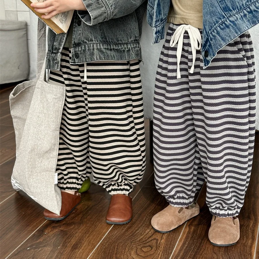 Girls Pants 2025 Autumn New Childrens Clothing Boys and Girls Foreign Style Striped Lantern Pants Casual Simple and Daily
Girls Pants 2025 Autumn New Childrens Clothing Boys and Girls Foreign Style Striped Lantern Pants Casual Simple and Daily