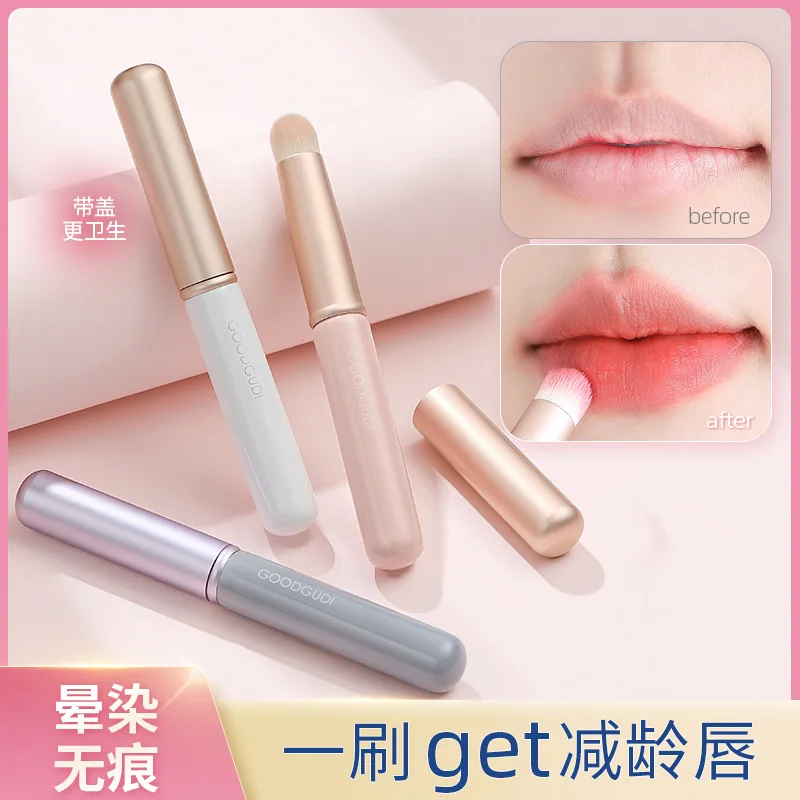Aesthetic Portable Lip Brush with Cap, Mini Round Blending Applicator for Lipstick & Concealer, Viral Makeup Tool
Aesthetic Portable Lip Brush with Cap, Mini Round Blending Applicator for Lipstick & Concealer, Viral Makeup Tool