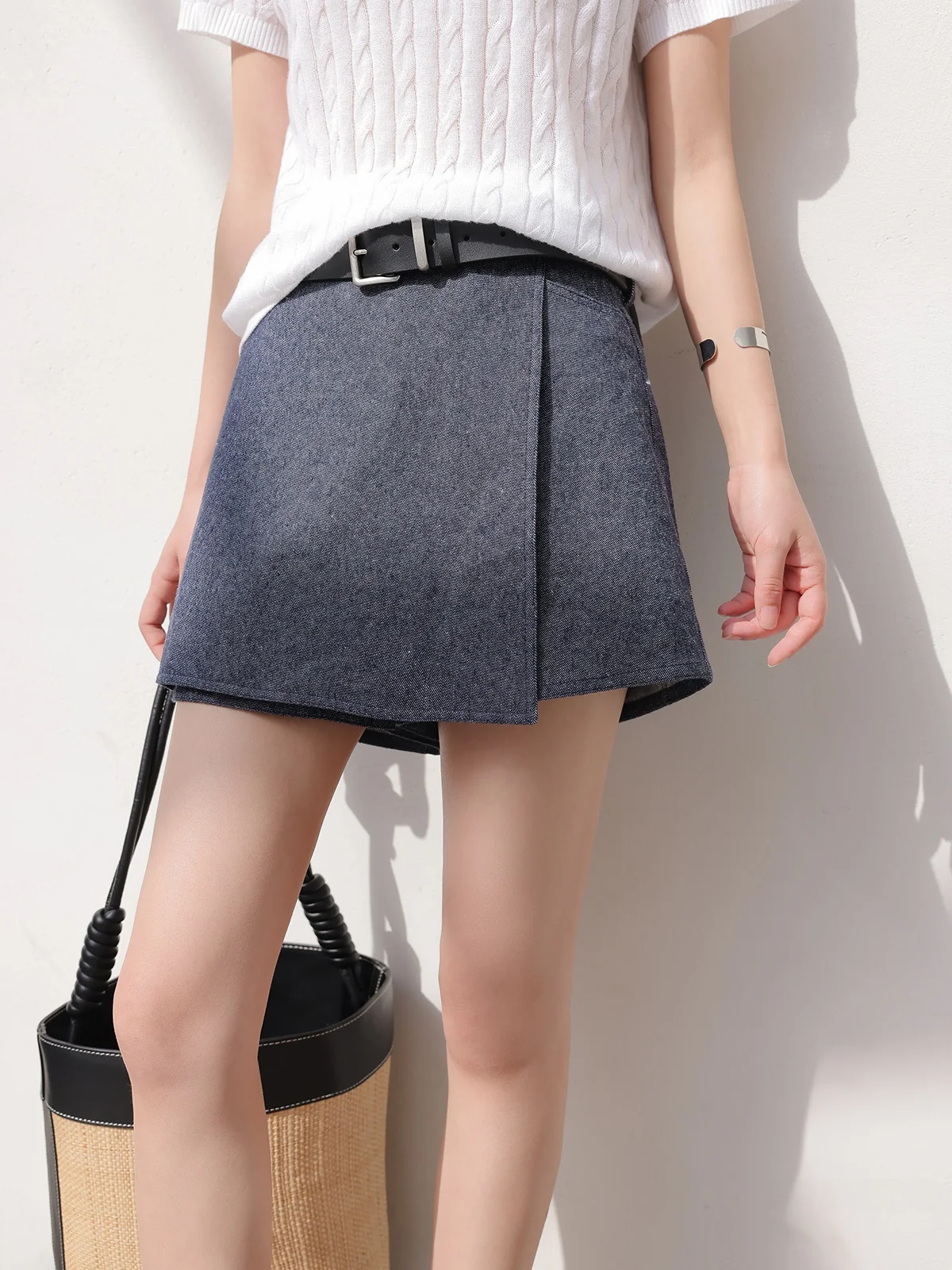 JWUNIQUE Blue Asymmetric Halter Neck Dress Women's Summer Fashionable Skirt High Waist A-Line Simple Commute Style
JWUNIQUE Blue Asymmetric Halter Neck Dress Women's Summer Fashionable Skirt High Waist A-Line Simple Commute Style