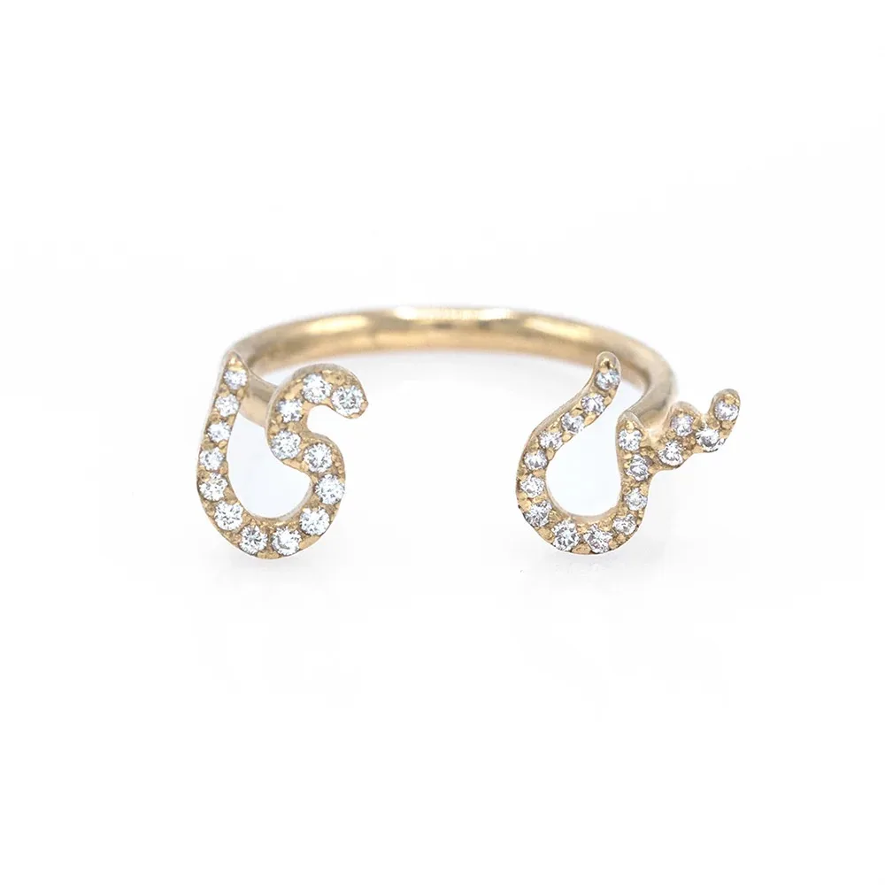 Custom Copule Arabic Alphabet Ring Personalized 3D Letter Ring Muslim 18K Gold Plated luxury Cubic Zirconia Ring for Woman
Custom Copule Arabic Alphabet Ring Personalized 3D Letter Ring Muslim 18K Gold Plated luxury Cubic Zirconia Ring for Woman
