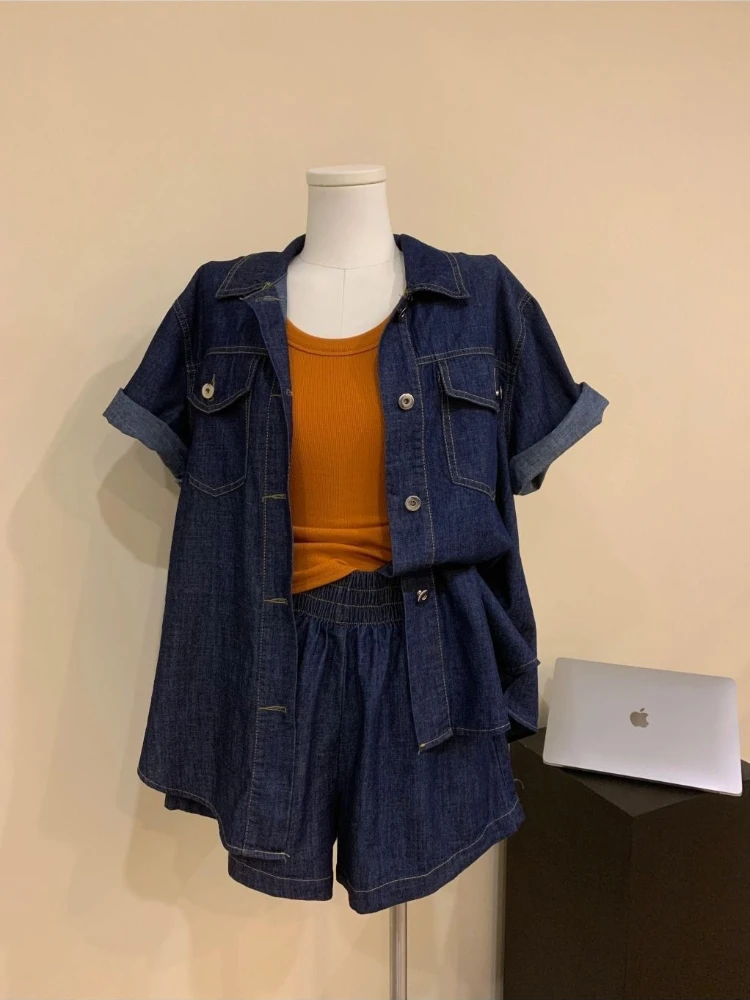 Women's Summer 2026 Trendy Denim Set Hong Kong Style Thin Casual Short Sleeve Shirt Jacket Wide Leg Shorts Two Piece Outfit
Women's Summer 2026 Trendy Denim Set Hong Kong Style Thin Casual Short Sleeve Shirt Jacket Wide Leg Shorts Two Piece Outfit