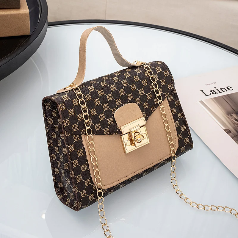 Stitching Women Summer Shoulder Crossbody Bag Chain PU Leather Ladies Messenger Bag Female Small Square Bag Clutch Bags Handbags
Stitching Women Summer Shoulder Crossbody Bag Chain PU Leather Ladies Messenger Bag Female Small Square Bag Clutch Bags Handbags