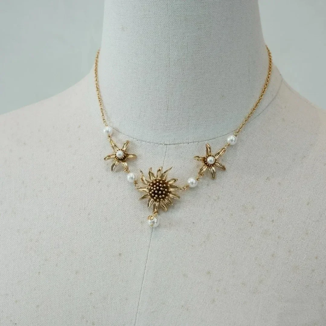 2025 New Arrival! D-Brand Sunflower Necklace in S925 Sterling Silver - Luxe Charm, Affordable Elegance for Daily Glam
2025 New Arrival! D-Brand Sunflower Necklace in S925 Sterling Silver - Luxe Charm, Affordable Elegance for Daily Glam
