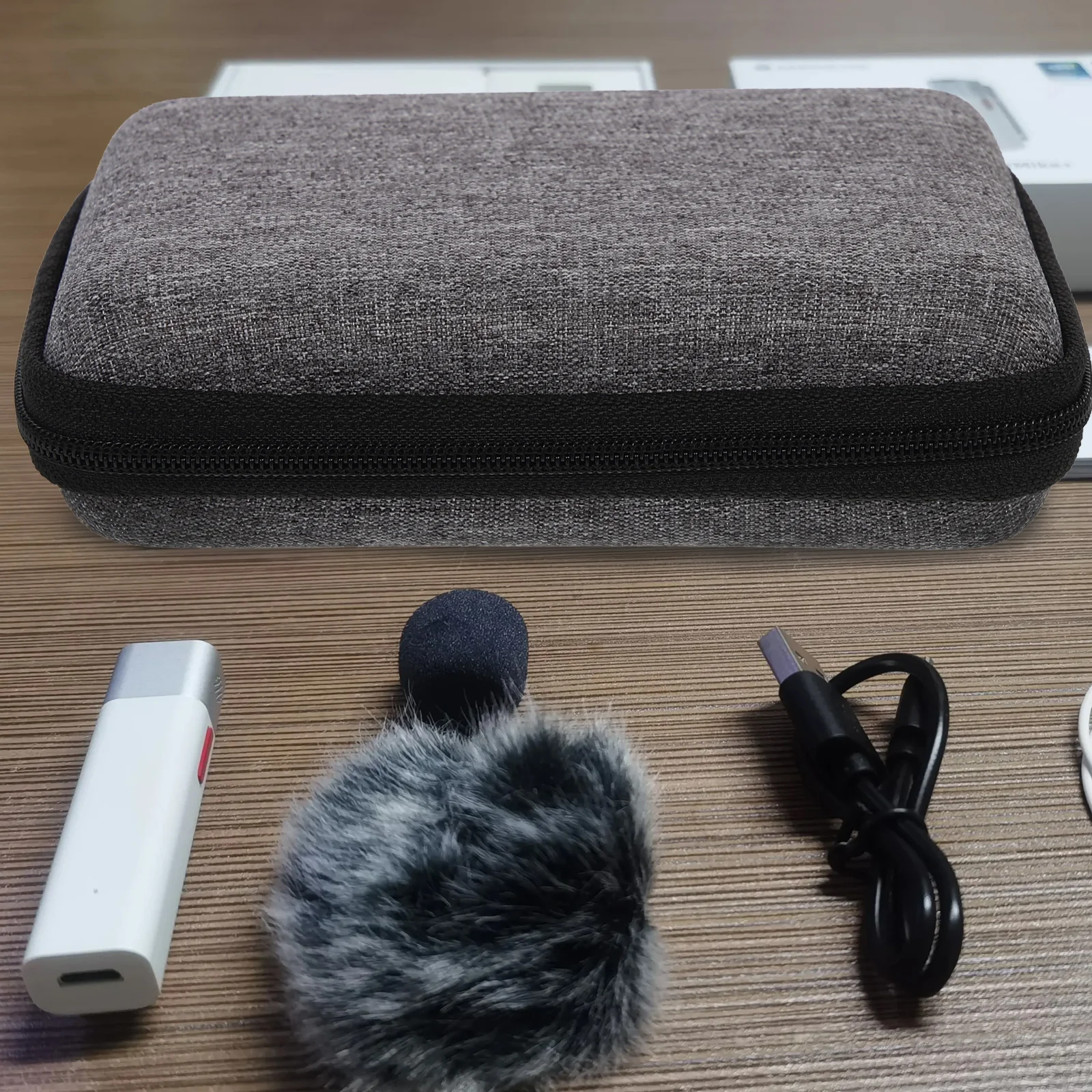 Microphone Storage Bag Premium EVA Waterproof Compact Portable Cable ganizer for Earphone USB Cables Memory Cards Wireless Mic
Microphone Storage Bag Premium EVA Waterproof Compact Portable Cable ganizer for Earphone USB Cables Memory Cards Wireless Mic