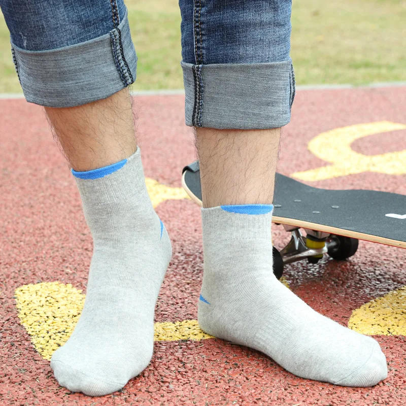 Men's mid length socks, cotton casual anti odor sports socks, solid color cotton socks, breathable men's basketball socks
Men's mid length socks, cotton casual anti odor sports socks, solid color cotton socks, breathable men's basketball socks