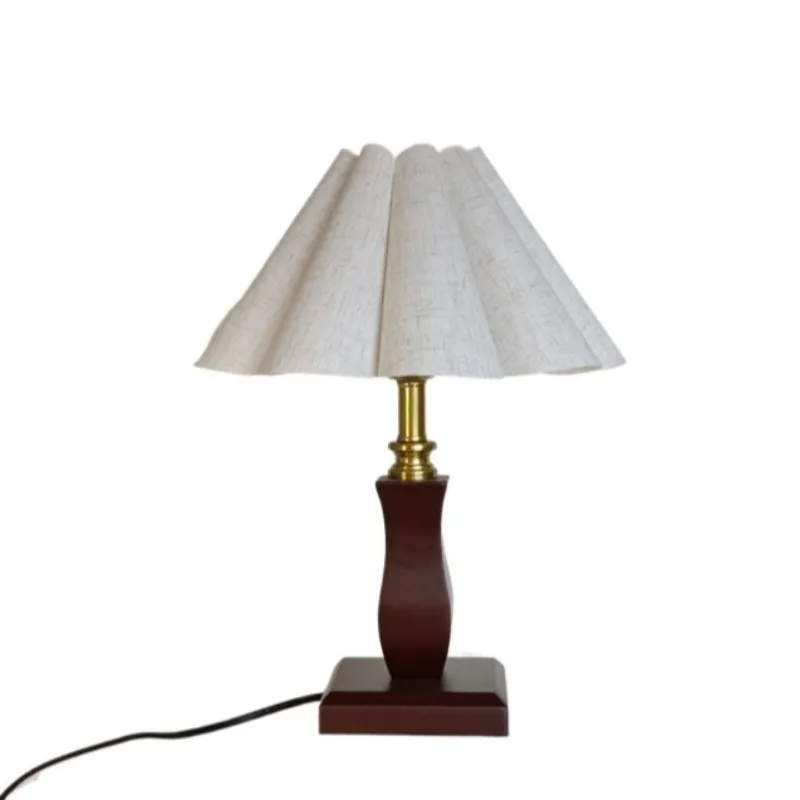 INS Vintage desk bedside lamps w/ wooden base 3 colors Light floral cover table lamps soft light decorative lamps for Bedroom 
INS Vintage desk bedside lamps w/ wooden base 3 colors Light floral cover table lamps soft light decorative lamps for Bedroom