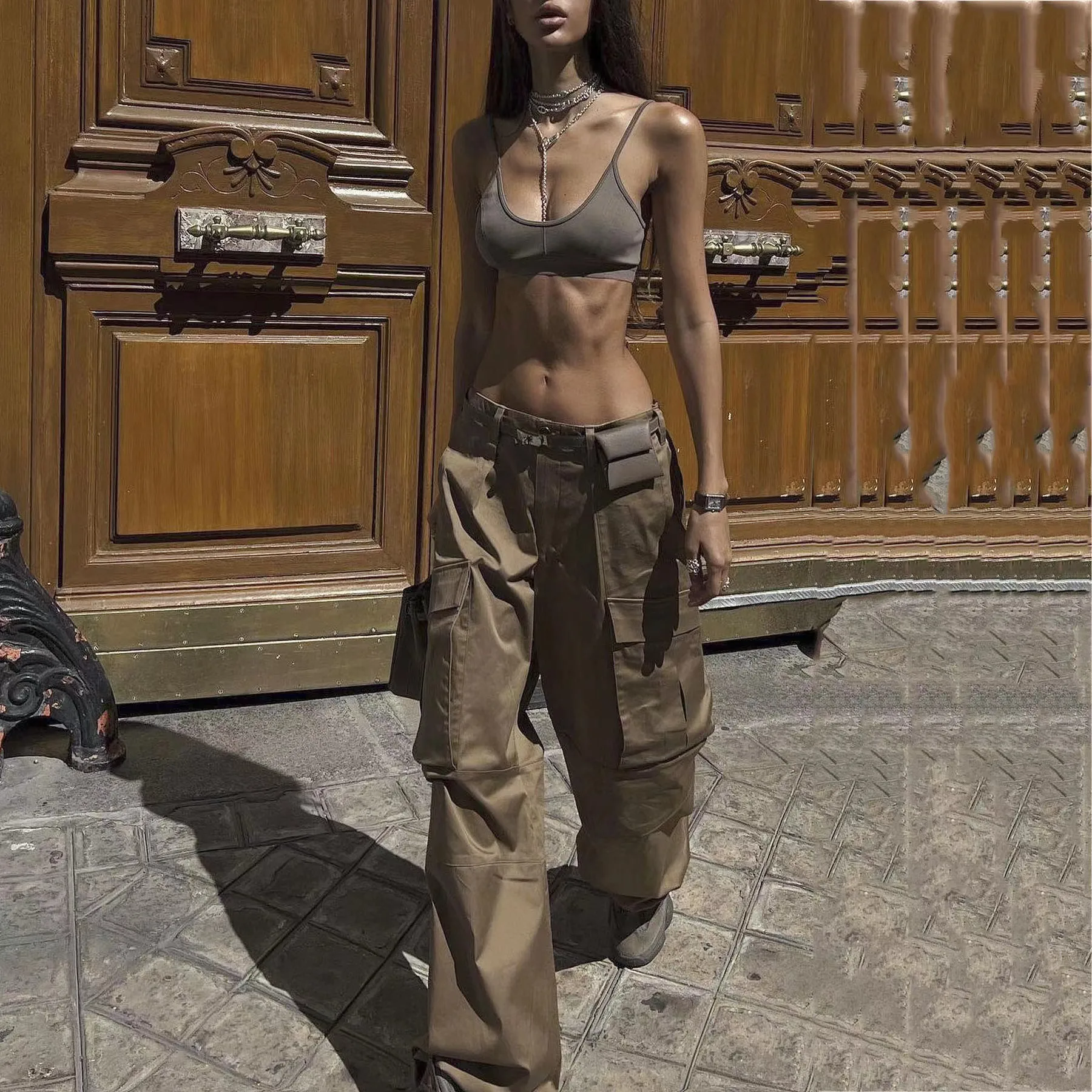 Retro American Low Waist Loose Woven Pants with Multiple Pockets Versatile Casual Work Wear Long Pants Wide Leg Pants for Women
Retro American Low Waist Loose Woven Pants with Multiple Pockets Versatile Casual Work Wear Long Pants Wide Leg Pants for Women