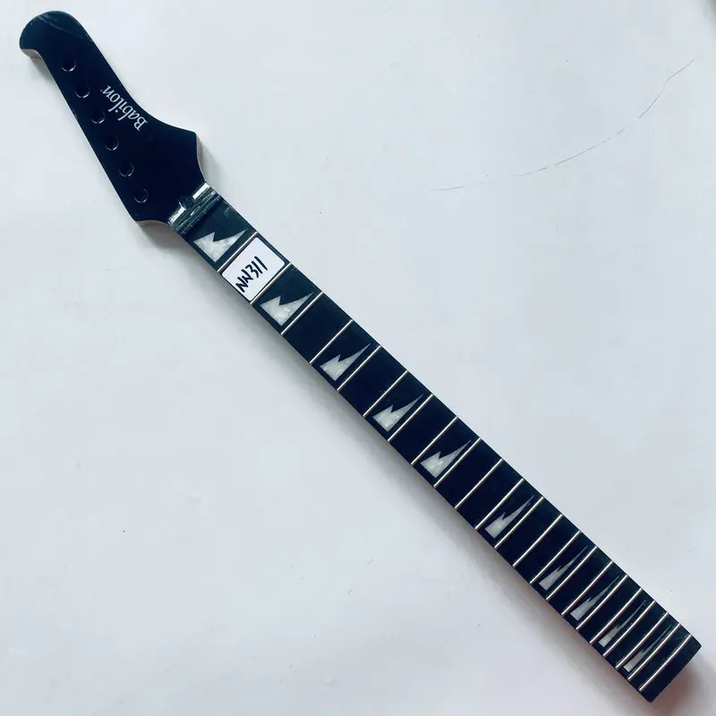 NN311 Original Babilon Brand Custon inlay ST Guitar 22 Frets Electric Guitar Neck Maple Rosewood Replace and DIY
NN311 Original Babilon Brand Custon inlay ST Guitar 22 Frets Electric Guitar Neck Maple Rosewood Replace and DIY