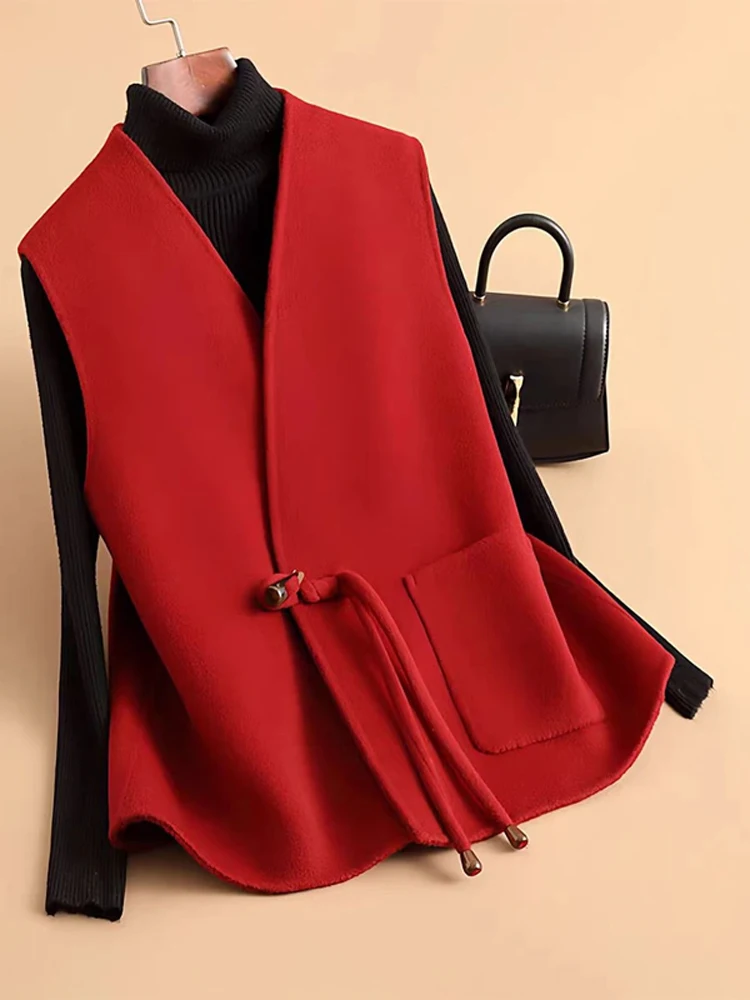 Red Chinese Sle Casual Vest Women's Faionable Buttoned Top Spring New Arrival Luy Year Loose Fit V-Ne Outerwear
Red Chinese Sle Casual Vest Women's Faionable Buttoned Top Spring New Arrival Luy Year Loose Fit V-Ne Outerwear
