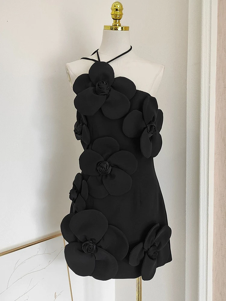 2024 summer women's new solid color three-dimensional flower hanging neck dress with waist-waist, slim tube top and hip skirt
2024 summer women's new solid color three-dimensional flower hanging neck dress with waist-waist, slim tube top and hip skirt