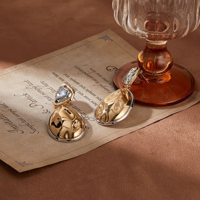 Fashionable Geometric Shape Zinc Alloy Material Gold-plated Irregular Women's Pendant Earrings Earrings Woman
Fashionable Geometric Shape Zinc Alloy Material Gold-plated Irregular Women's Pendant Earrings Earrings Woman