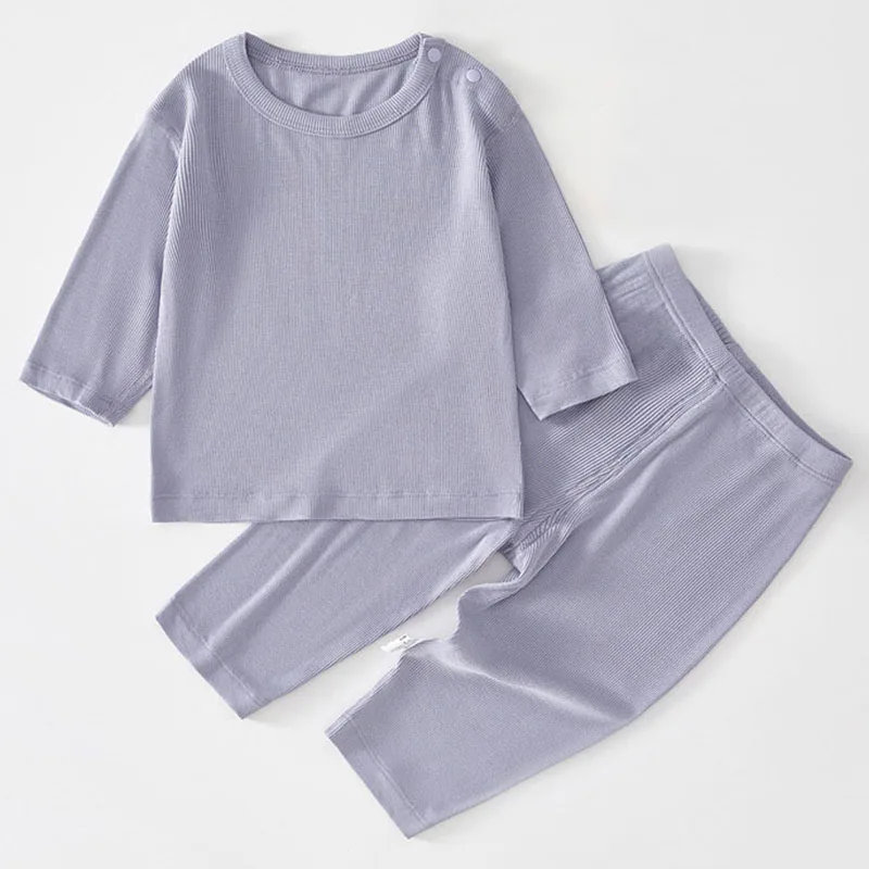 Летняя одежда из 2 предметов для новорожденных мальчиков, корейская повседневная мода, однотонные топы с длинными рукавами + свободные штаны, комплекты для малышей, одежда для малышей B112
Летняя одежда из 2 предметов для новорожденных мальчиков, корейская повседневная мода, однотонные топы с длинными рукавами + свободные штаны, комплекты для малышей, одежда для малышей B112