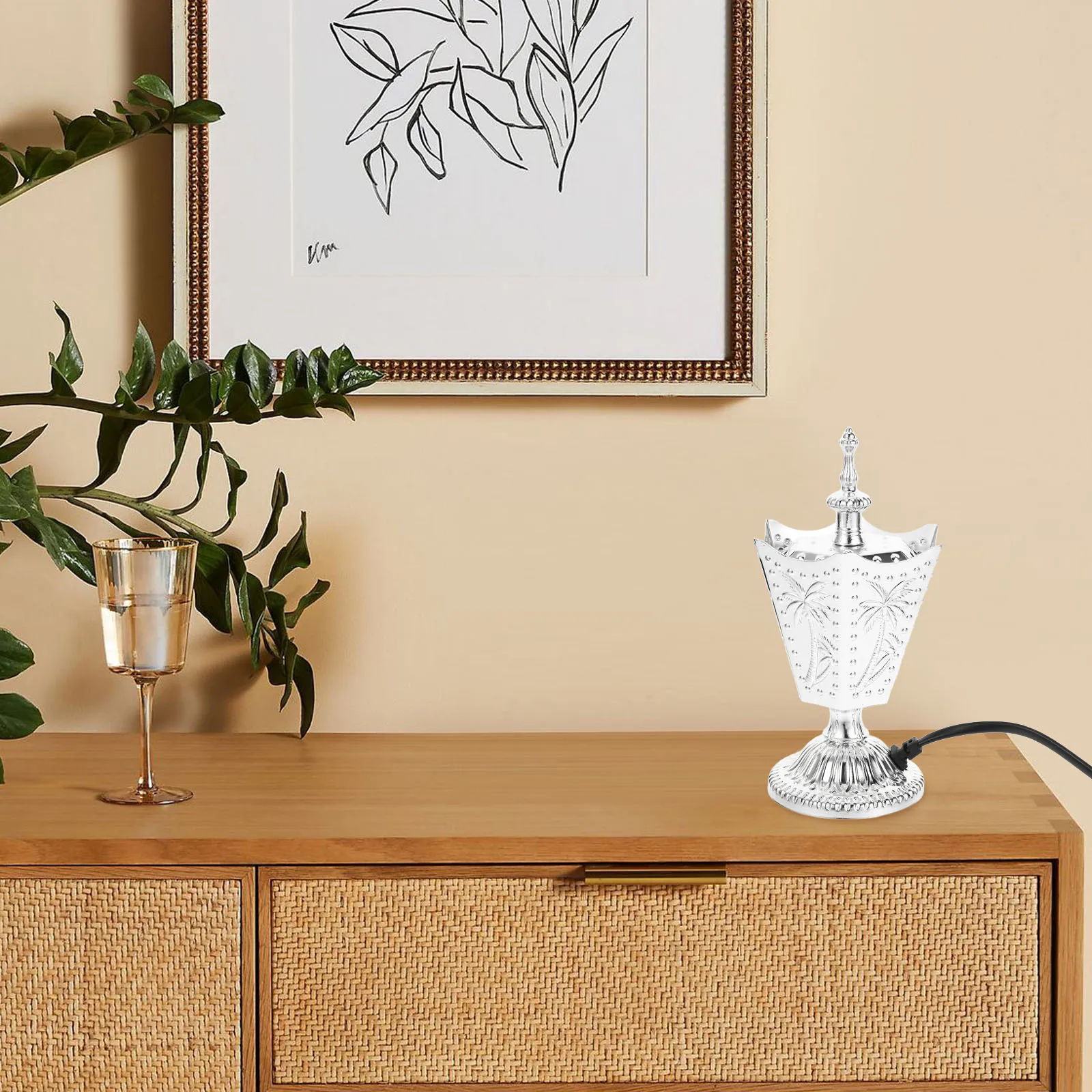 Iron Incense Burner Electric Plug in Censer Eu Plug Compact Size Exquisite Craftsmanship Home Decoration Electric Incense Burner
Iron Incense Burner Electric Plug in Censer Eu Plug Compact Size Exquisite Craftsmanship Home Decoration Electric Incense Burner