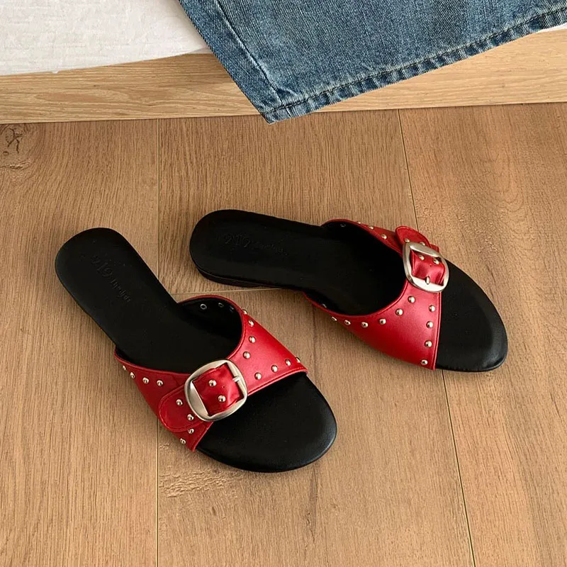 BOMENDUI 2026 Summer Women Slipper Fashion Rivet Open Toe Slip On Slides Ladies Outdoor Casual Soft Flat Heel Beach Flip Flops
BOMENDUI 2026 Summer Women Slipper Fashion Rivet Open Toe Slip On Slides Ladies Outdoor Casual Soft Flat Heel Beach Flip Flops