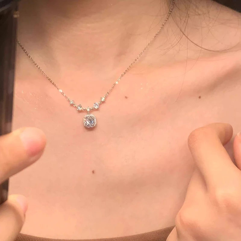 925 Sterling Silver Square Zircon Necklace Shiny Charm Geometric Shape Woman Necklace Choker Birthday Party Gift Fine Jewelry
925 Sterling Silver Square Zircon Necklace Shiny Charm Geometric Shape Woman Necklace Choker Birthday Party Gift Fine Jewelry