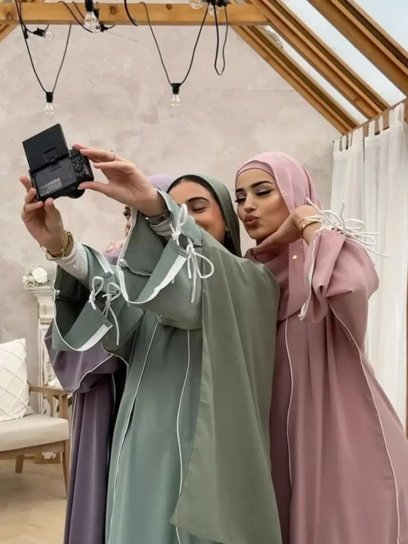 Ramadan Dubai Plain 2 Piece Abaya Set Prayer Clothes Women Modest Muslim Sets Caftan Marocain Kebaya Ensemble Femme Musulmane
Ramadan Dubai Plain 2 Piece Abaya Set Prayer Clothes Women Modest Muslim Sets Caftan Marocain Kebaya Ensemble Femme Musulmane