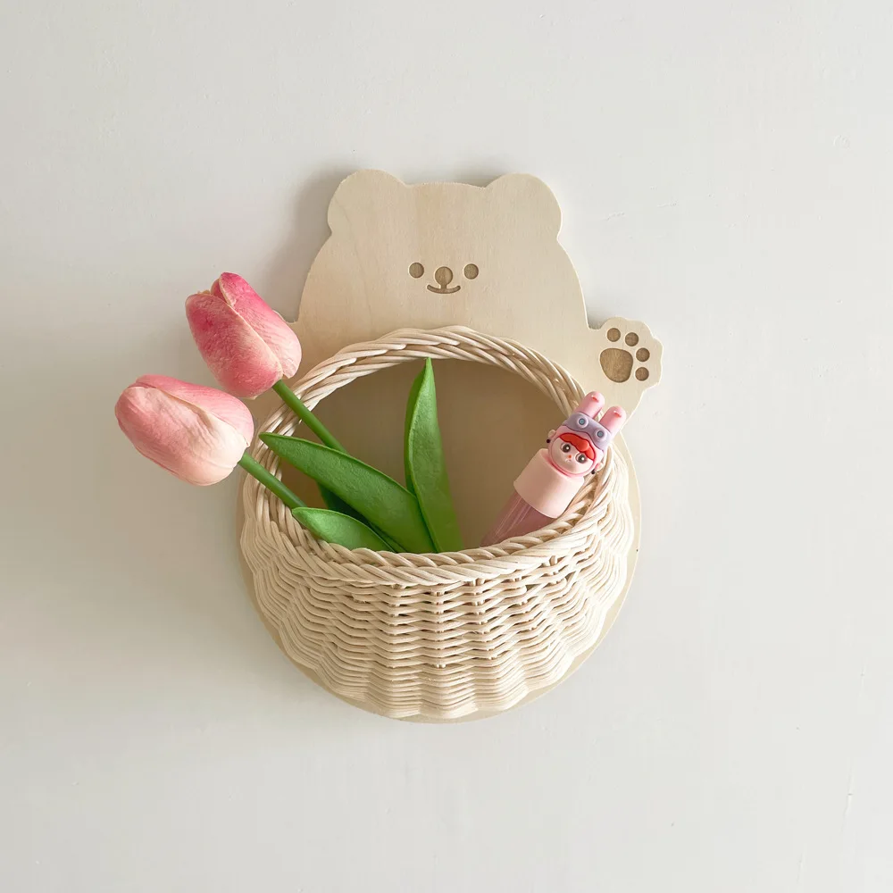 Cartoon Cane Woven Hanging Basket Handmade Rattan Wall Storage Ornament Candy Snack Organizer Animal Shaped Wooden Flower Plugin
Cartoon Cane Woven Hanging Basket Handmade Rattan Wall Storage Ornament Candy Snack Organizer Animal Shaped Wooden Flower Plugin