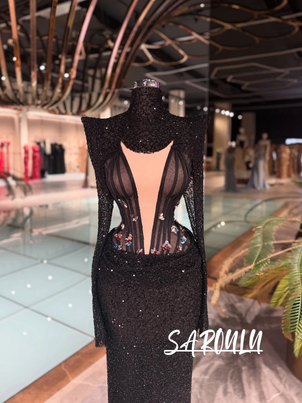 Luxury Black Beaded Mermaid Prom Dress High Neck Long Sleeve Sheer Mesh Corset Floor Length Evening Gown Colorful Rhinestones
Luxury Black Beaded Mermaid Prom Dress High Neck Long Sleeve Sheer Mesh Corset Floor Length Evening Gown Colorful Rhinestones
