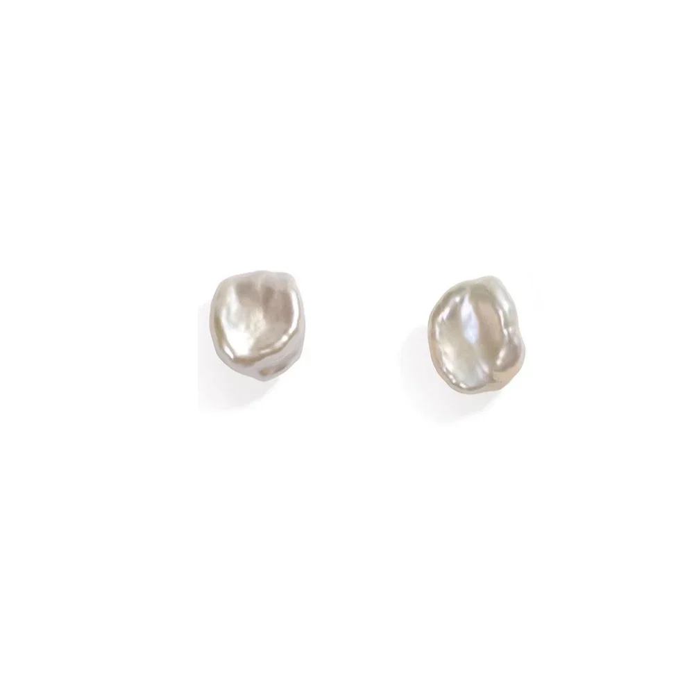 Hengsheng 7-9mm Baroque Freshwater Pearl Stud Earrings for Women 925 Sterling Silver Petal Keshi Pearl Earrings Jewelry Gift
Hengsheng 7-9mm Baroque Freshwater Pearl Stud Earrings for Women 925 Sterling Silver Petal Keshi Pearl Earrings Jewelry Gift