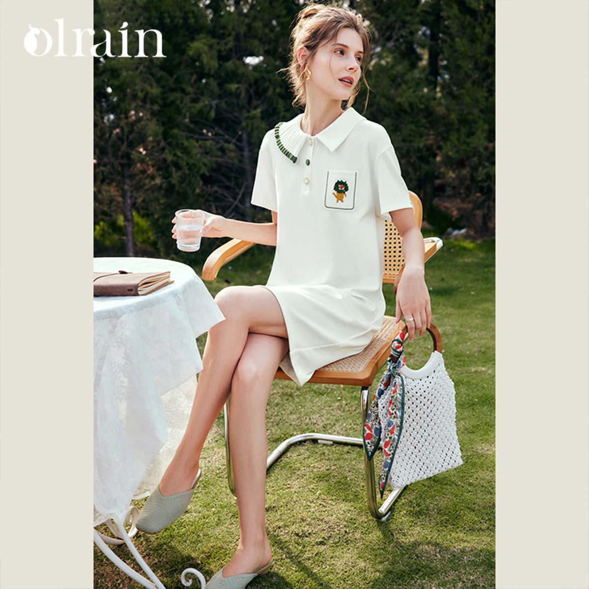 OLrain Asymmetric Polo Collar Dress Women Animal Embroidery Contrast Metal Button Spring Office Loose Straight Dress O22XL61801
OLrain Asymmetric Polo Collar Dress Women Animal Embroidery Contrast Metal Button Spring Office Loose Straight Dress O22XL61801