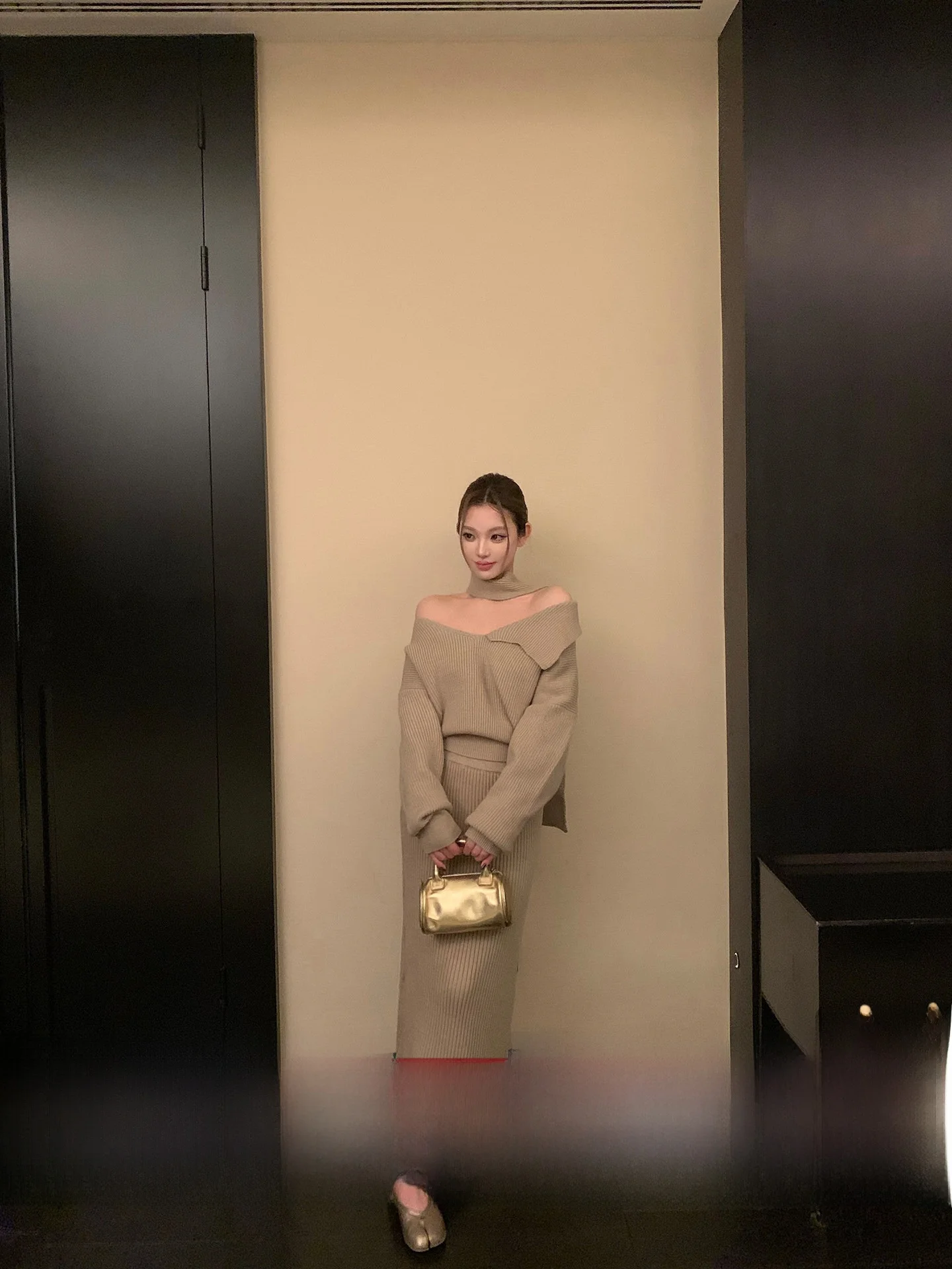 Шерстяной свитер с драпировкой и юбочным дизайном, универсальный, для повседневной носки, свободный крой, с длинными рукавами, укороченный
Шерстяной свитер с драпировкой и юбочным дизайном, универсальный, для повседневной носки, свободный крой, с длинными рукавами, укороченный