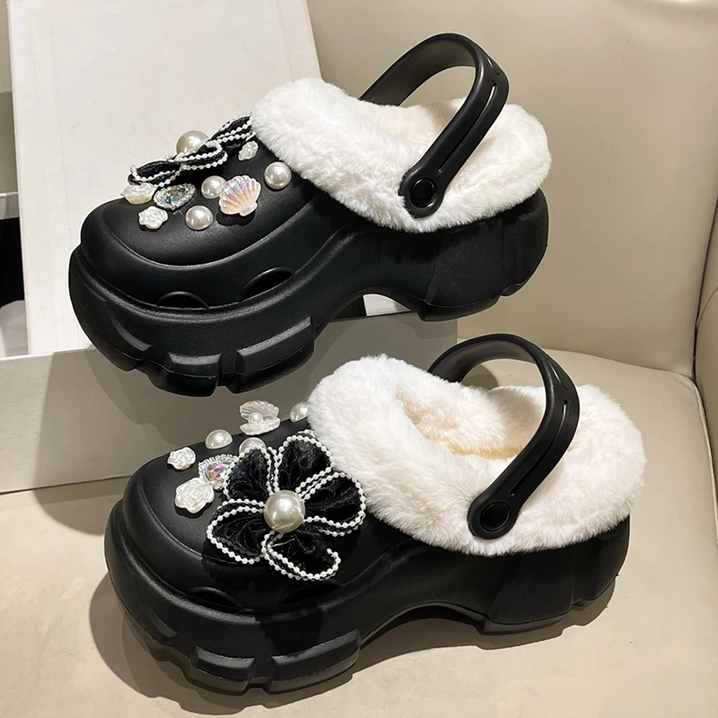 Winter Women Soft Warm Sandals Pearl Decoration Slippers Flat Fur Shoes Platform Sandal Non-slip EVA Comfortable Shoes 34-41
Winter Women Soft Warm Sandals Pearl Decoration Slippers Flat Fur Shoes Platform Sandal Non-slip EVA Comfortable Shoes 34-41
