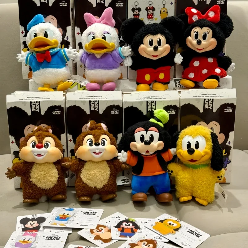 Новый подлинный милый брелок Disney Family с Микки и вместе, серия слепая коробка, Микки и Минни Дональд Дак, чип и Дейл, коробка-сюрприз, подарок
Новый подлинный милый брелок Disney Family с Микки и вместе, серия слепая коробка, Микки и Минни Дональд Дак, чип и Дейл, коробка-сюрприз, подарок