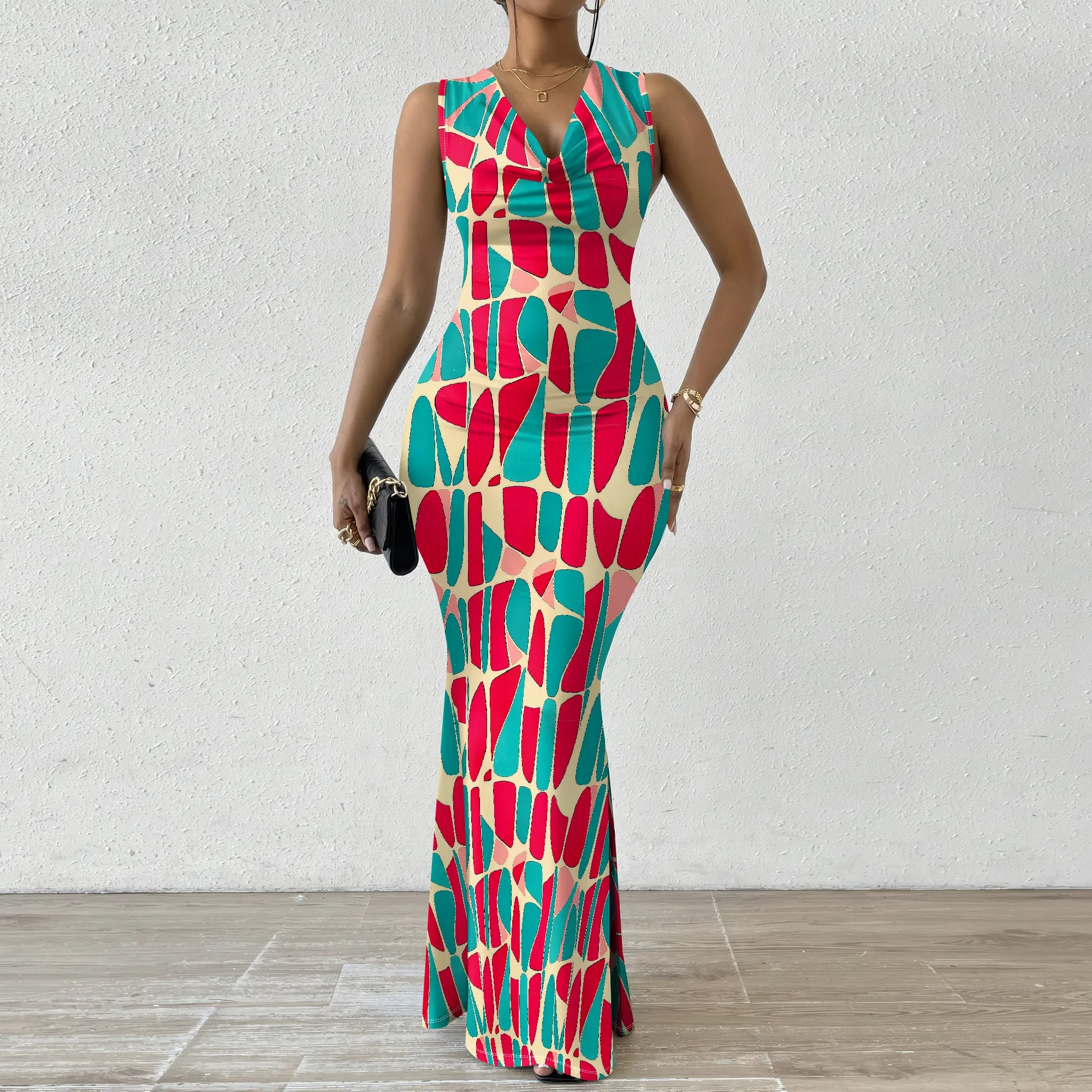 Retro Geometric Print Bodycon Maxi Dress Red Green Sleeveless XS-2XL Summer Festival Party Look
Retro Geometric Print Bodycon Maxi Dress Red Green Sleeveless XS-2XL Summer Festival Party Look