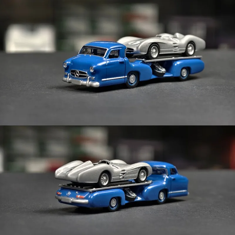 Diecast NOREV 1:64 Scale BENZ Blue Miracle Trailer Silver Sword Transport Car Alloy Car Model
Diecast NOREV 1:64 Scale BENZ Blue Miracle Trailer Silver Sword Transport Car Alloy Car Model
