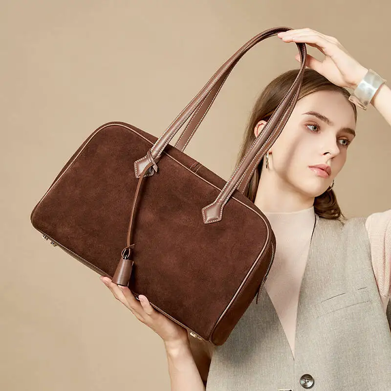 Autumn Vintage Suede Square Shoulder Bags for Women Casual Versatile Ladies Handbags Tote Large Capacity Female Underarm Bag
Autumn Vintage Suede Square Shoulder Bags for Women Casual Versatile Ladies Handbags Tote Large Capacity Female Underarm Bag