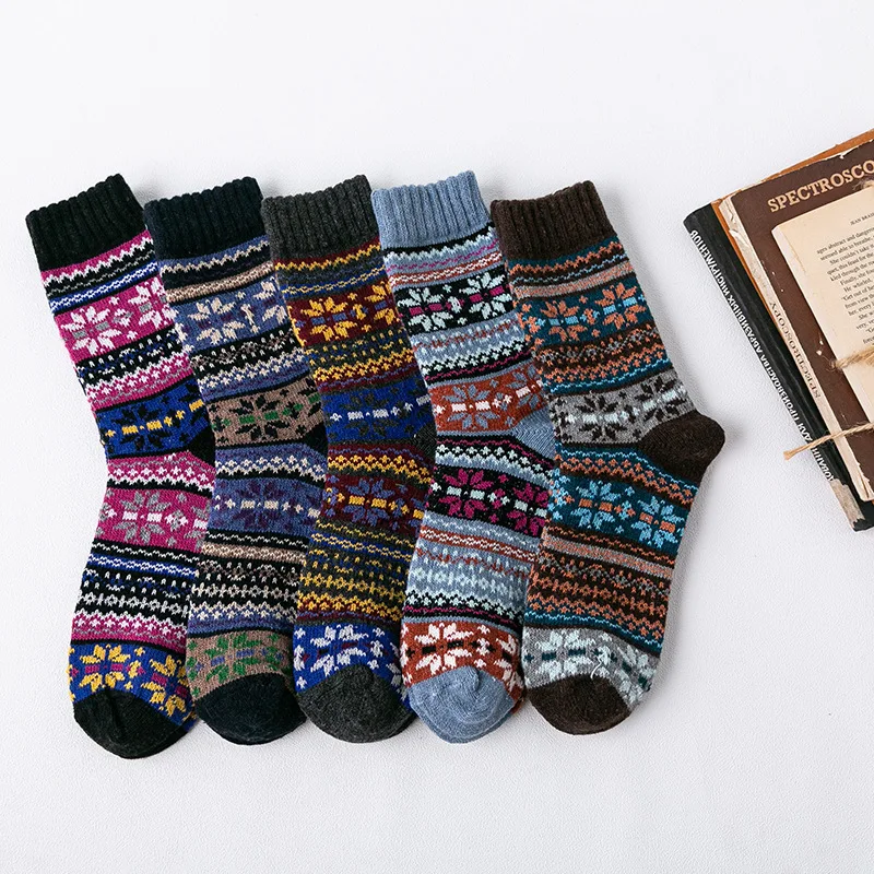 Thickened Winter New Men's Rabbit Wool Socks Octagonal Pattern National Style Women's Socks Home Comfort Warm Mid-Calf Socks
Thickened Winter New Men's Rabbit Wool Socks Octagonal Pattern National Style Women's Socks Home Comfort Warm Mid-Calf Socks