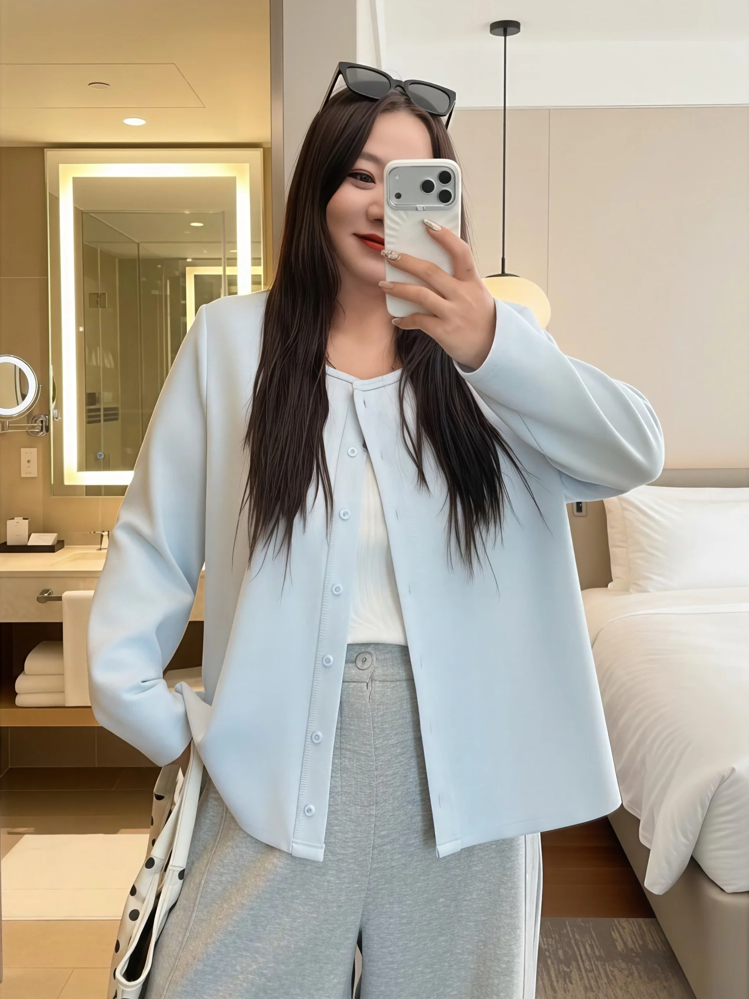 plus Size Women's Base Shirt Spring Dopaamine Color System Versatile Slimming All-Match Cardigan Outerwear Commute Style
plus Size Women's Base Shirt Spring Dopaamine Color System Versatile Slimming All-Match Cardigan Outerwear Commute Style