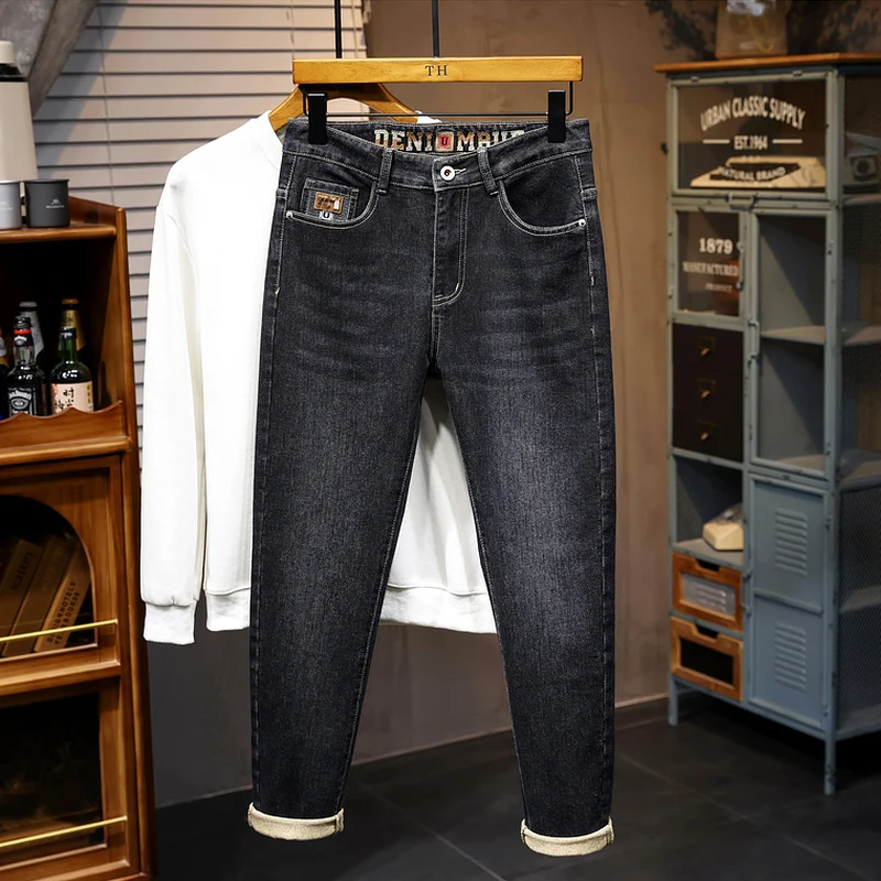 Fashion Designer Men Jeans Retro Black Gray Stretch Slim Fit Vintage Jeans Men Embroidery Casual Leisure Denim Pants Hombre
Fashion Designer Men Jeans Retro Black Gray Stretch Slim Fit Vintage Jeans Men Embroidery Casual Leisure Denim Pants Hombre