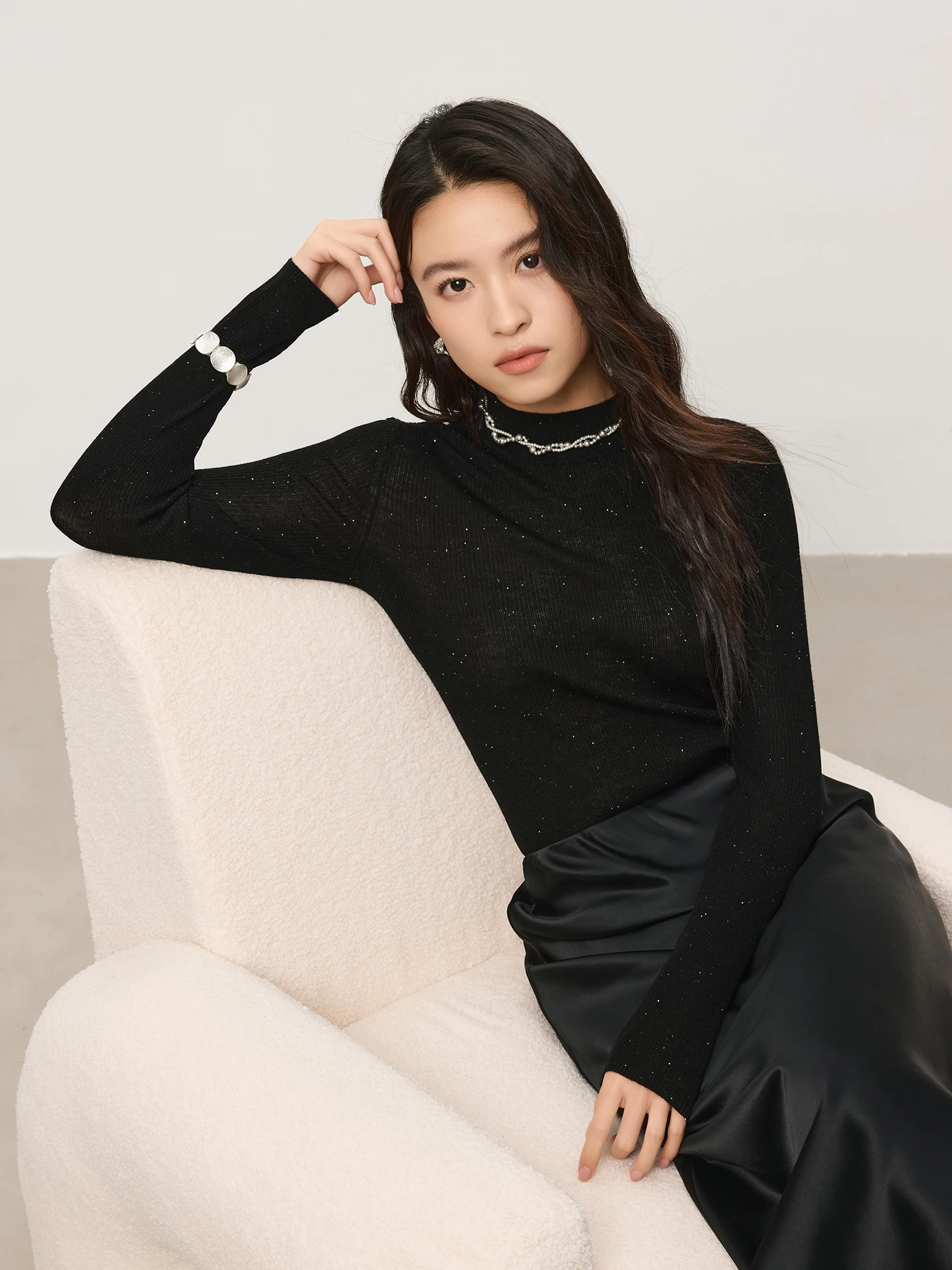 Jaimin New Arrival Sparkling Lightweight Wool Base irt f High Collar Knitted Sweater Soft Bright Sequin Woolen Top
Jaimin New Arrival Sparkling Lightweight Wool Base irt f High Collar Knitted Sweater Soft Bright Sequin Woolen Top