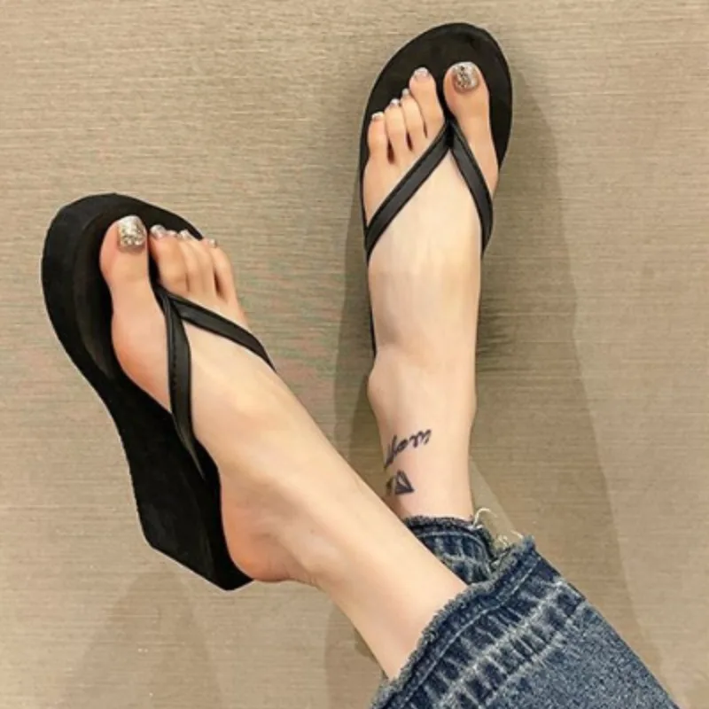 Summer New Wedges Women's Sandals Fashion Comfortable Women's Slippers Beach Home Women Flip Flops Slippers Zapatos De Mujer
Summer New Wedges Women's Sandals Fashion Comfortable Women's Slippers Beach Home Women Flip Flops Slippers Zapatos De Mujer