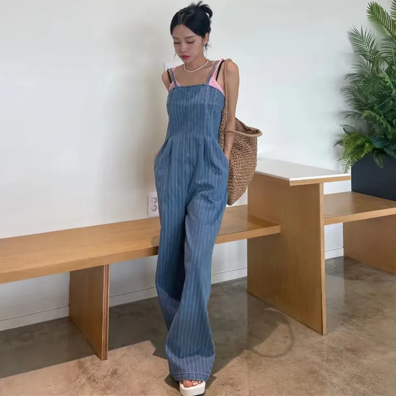 2026 New Korean Style Fashionable Striped Tube Top Zipper Back Denim Strap Pants Women's Loose Fit Natural Waist Cotton Jeans
2026 New Korean Style Fashionable Striped Tube Top Zipper Back Denim Strap Pants Women's Loose Fit Natural Waist Cotton Jeans