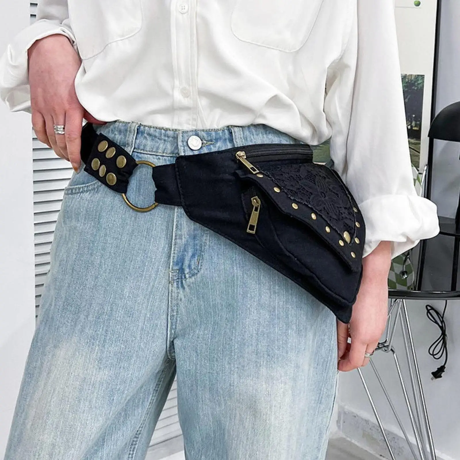 Belt Waist Bag Pouch Side Pack Drop Leg Bag for Holiday Role Playing Halloween
Belt Waist Bag Pouch Side Pack Drop Leg Bag for Holiday Role Playing Halloween