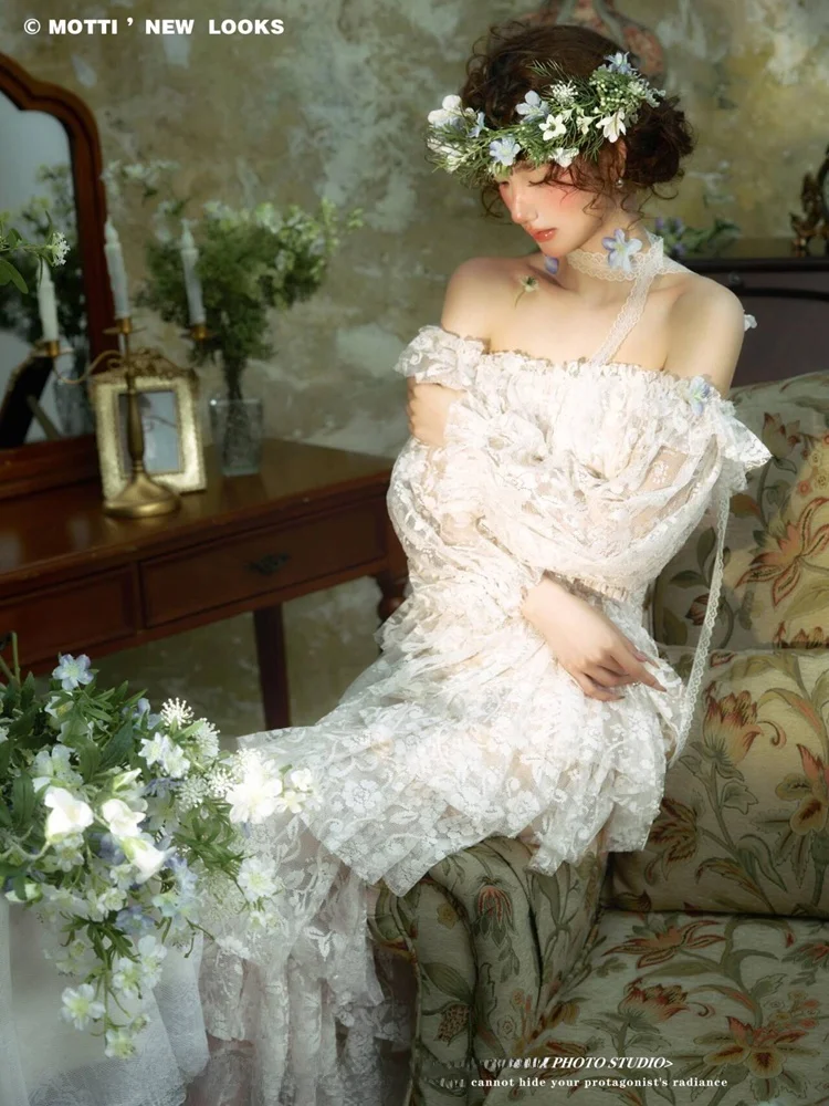 Dreamy Pure Desire Girl Atmosphere Clothing Lazy Style Photography Lace Oil Painting Style Girl Ambiance ...
Dreamy Pure Desire Girl Atmosphere Clothing Lazy Style Photography Lace Oil Painting Style Girl Ambiance ...
