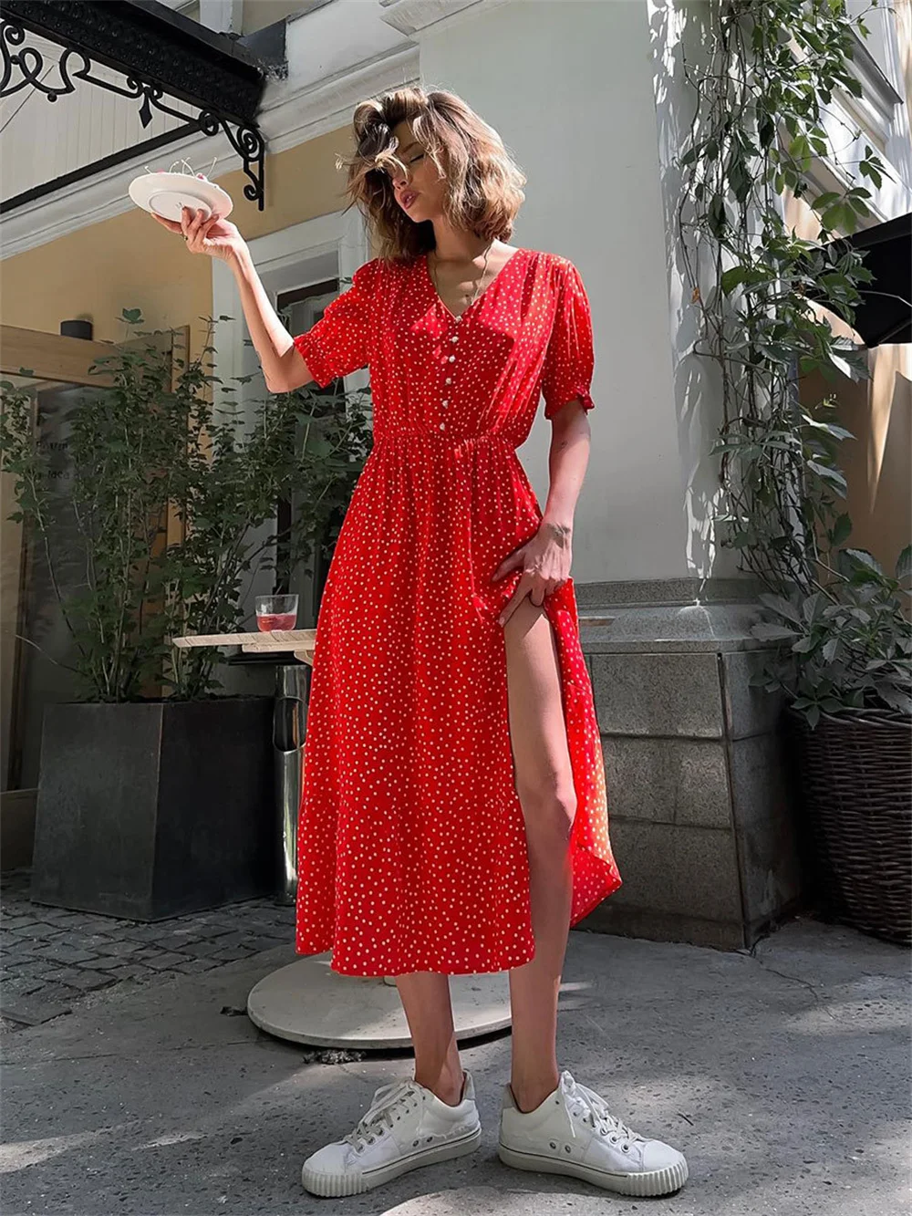 Red Dot Printed V Neck Long Dress for Women 2024 New Summer Short Puff Sleeve High Waist Split Holiday Commuting Dress
Red Dot Printed V Neck Long Dress for Women 2024 New Summer Short Puff Sleeve High Waist Split Holiday Commuting Dress