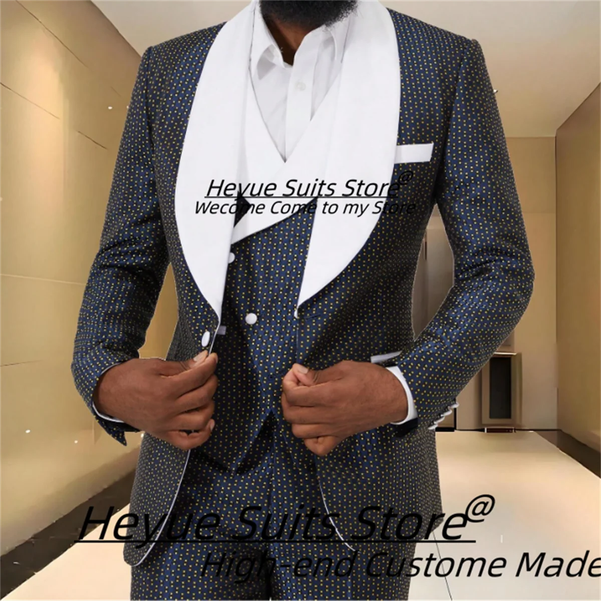 High-qublity Blue Dots Dinner Men Suits Slim Fit Shawl Lapel Groom Wedding Tuxedos 3Pieces Sets Male Fashion Blazers Ropa Hombre
High-qublity Blue Dots Dinner Men Suits Slim Fit Shawl Lapel Groom Wedding Tuxedos 3Pieces Sets Male Fashion Blazers Ropa Hombre