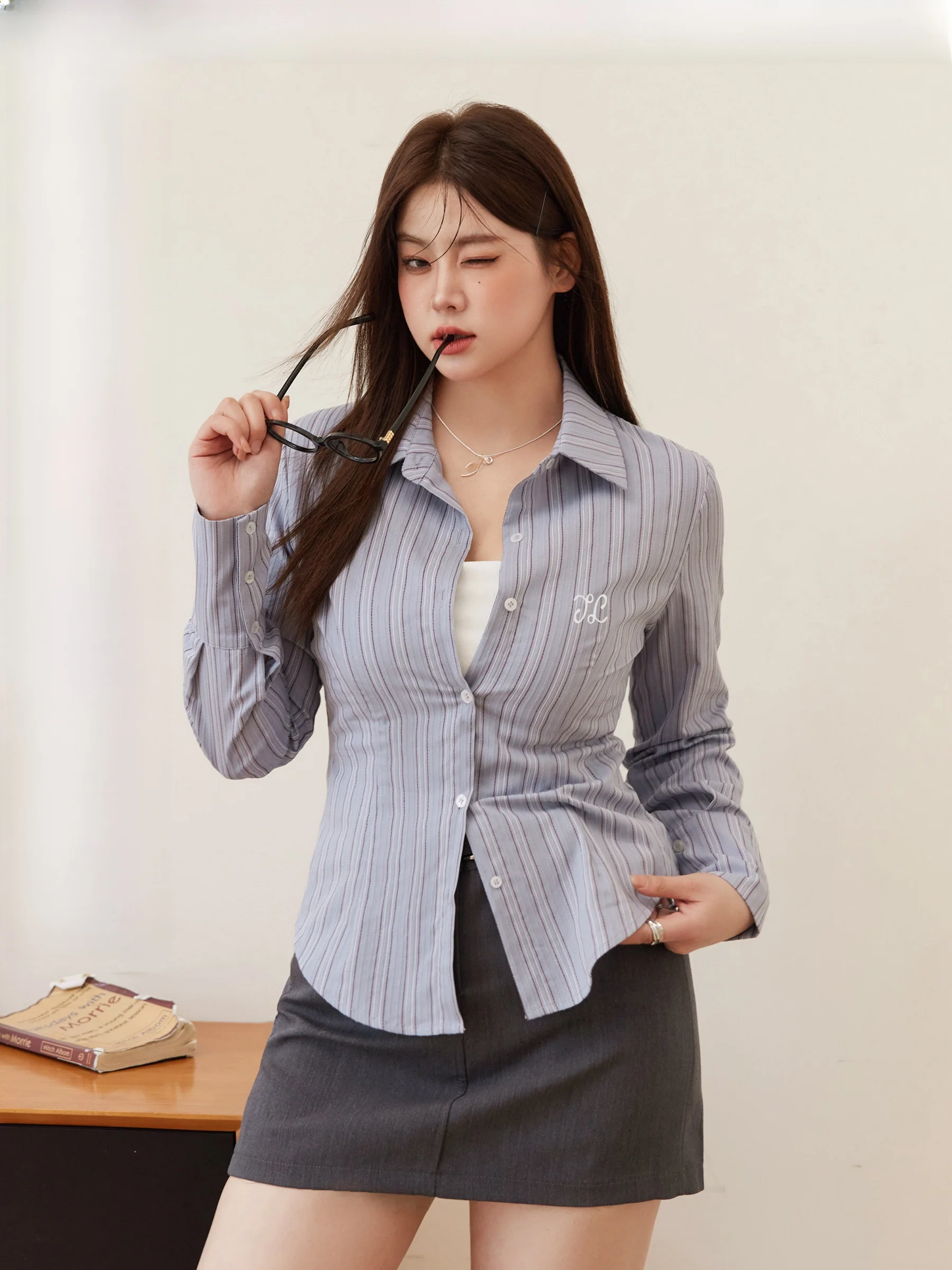 plus Size Striped Long Sve irt Cover up Slimming Waist for Plump Women Spring Faion Ladies Premium Clothing Workwear
plus Size Striped Long Sve irt Cover up Slimming Waist for Plump Women Spring Faion Ladies Premium Clothing Workwear