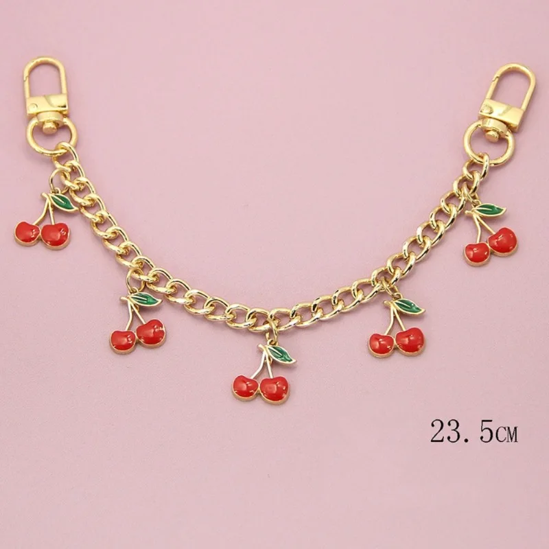 High Color Electroplating Fashion New Handbag Pendant Joker Retro Sweet Shiny Cherry Bow Chain.
High Color Electroplating Fashion New Handbag Pendant Joker Retro Sweet Shiny Cherry Bow Chain.