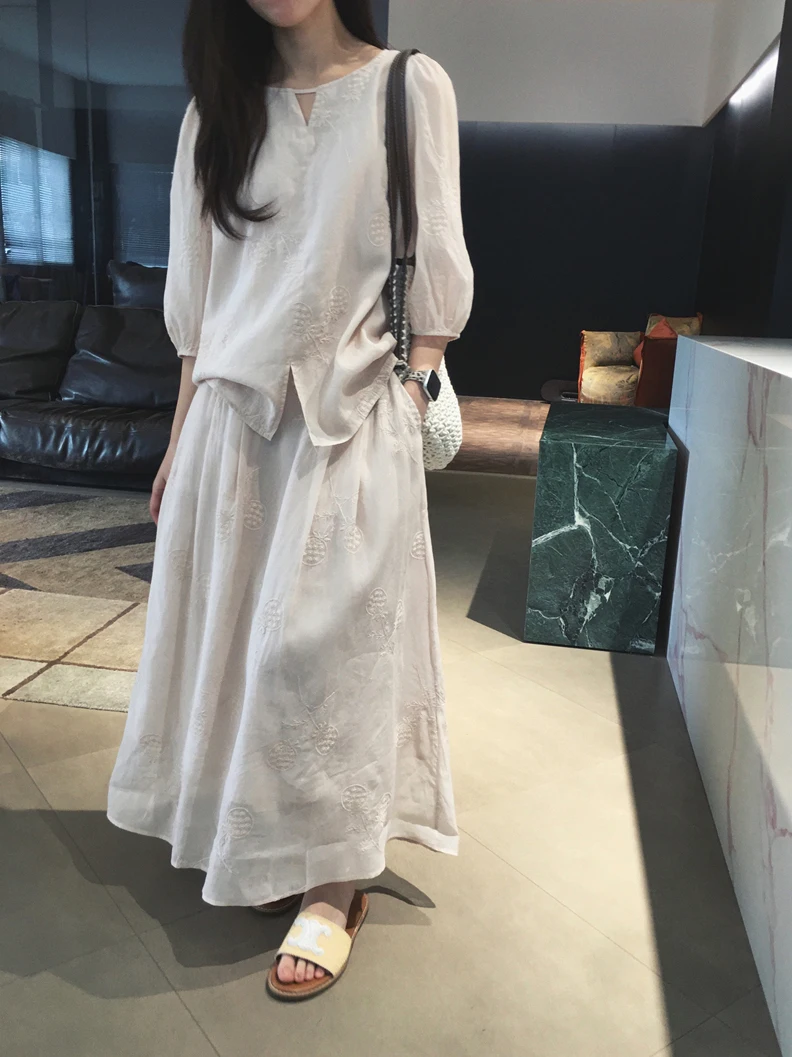 Cuijia Silk Cotton Blend Breathable Seven-Quarter Sleeve Top And Half Skirt Set Women's Fashion Spring Outfit Comfortable
Cuijia Silk Cotton Blend Breathable Seven-Quarter Sleeve Top And Half Skirt Set Women's Fashion Spring Outfit Comfortable