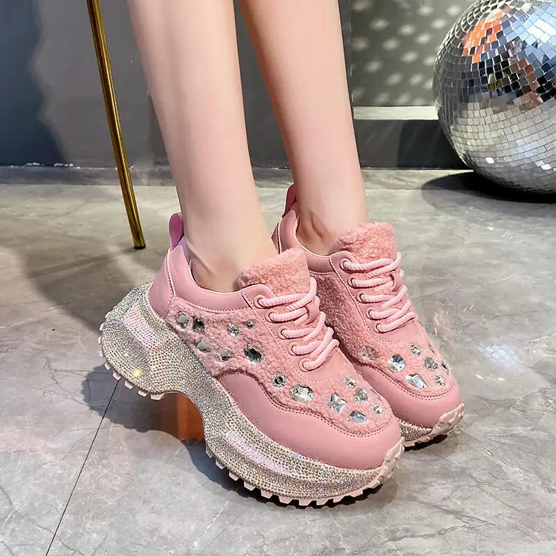 Luxury Rhinestone Chunky Platform Sneakers Women 2025 Winter Thick Bottom Furry Designer Sneakers Woman Height-Increasing Shoes
Luxury Rhinestone Chunky Platform Sneakers Women 2025 Winter Thick Bottom Furry Designer Sneakers Woman Height-Increasing Shoes