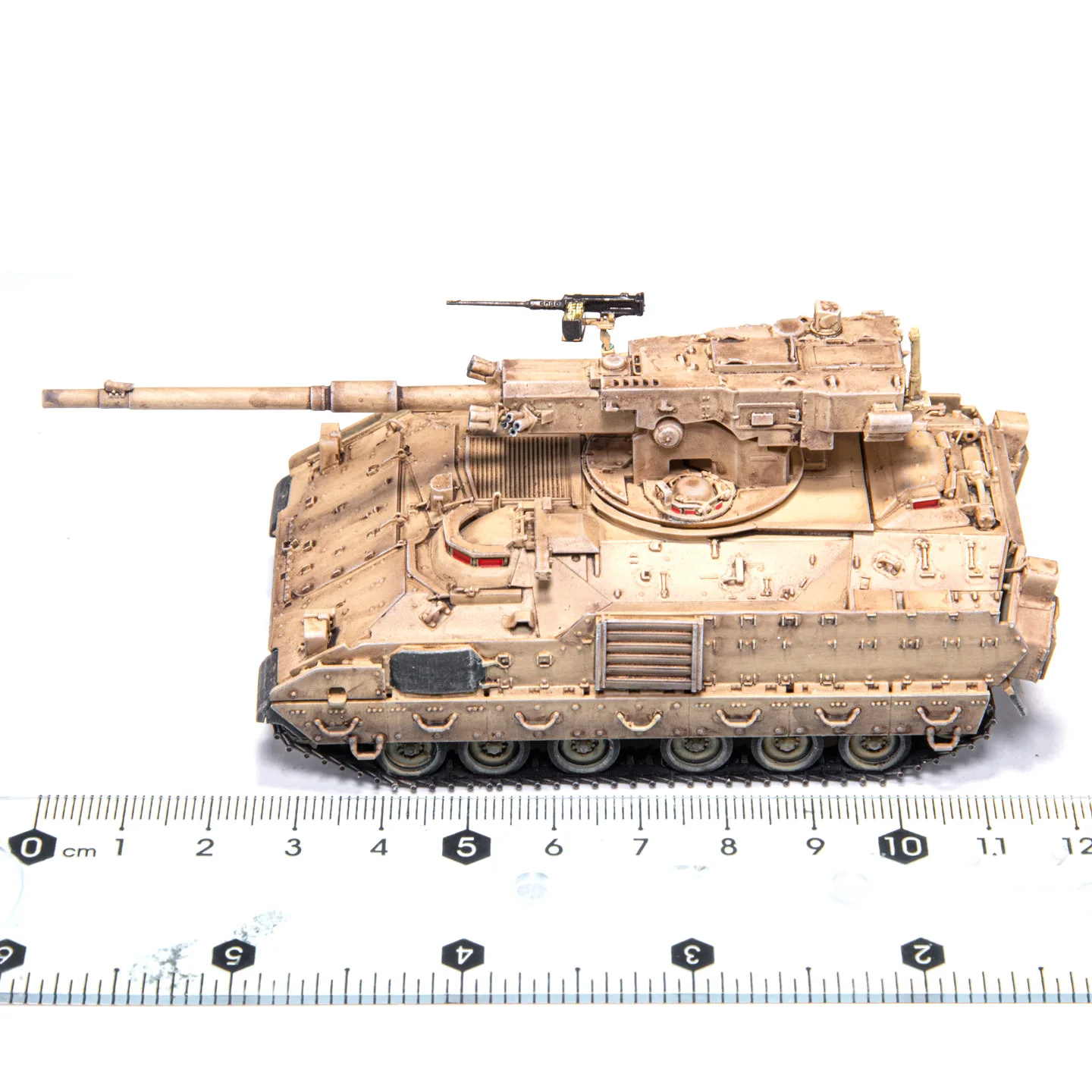 AM 1/72 US M2128 105MM fire support vehicle model (desert color) static finished model
AM 1/72 US M2128 105MM fire support vehicle model (desert color) static finished model