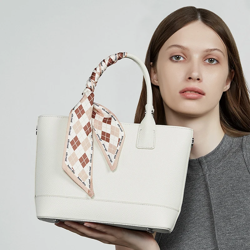 Women's New Fashion Handbags leather Shoulder Bags for Female Handheld Commuter tote Bags High quality Leisure crossbody bag
Women's New Fashion Handbags leather Shoulder Bags for Female Handheld Commuter tote Bags High quality Leisure crossbody bag