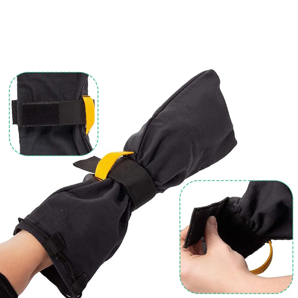 Baseball and Softball Pitching Practice Aid with Secure Ball Practice Bag to Boost Throwing Accuracy and Batting Skills
Baseball and Softball Pitching Practice Aid with Secure Ball Practice Bag to Boost Throwing Accuracy and Batting Skills