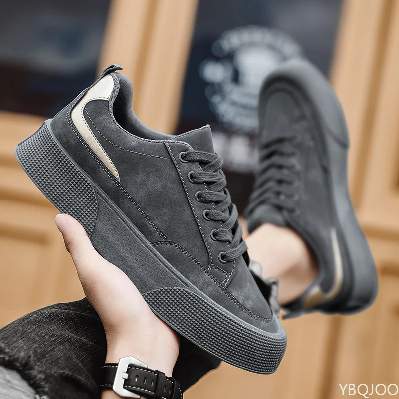 Spring Autumn Men's Trendy Soft soled Versatile Daily Casual Board Shoes New Thick soled Wear resistant Simple Men's Shoes
Spring Autumn Men's Trendy Soft soled Versatile Daily Casual Board Shoes New Thick soled Wear resistant Simple Men's Shoes