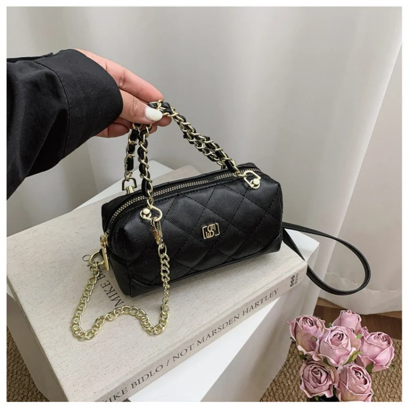 2026 New Chain Bag Textured Rhombus Embroidery Thread Single Bag Versatile Single Shoulder Crossbody Hot Selling Women's Bag
2026 New Chain Bag Textured Rhombus Embroidery Thread Single Bag Versatile Single Shoulder Crossbody Hot Selling Women's Bag